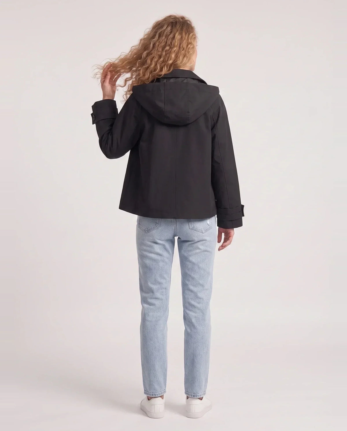 Veste courte à capuche façon trench
