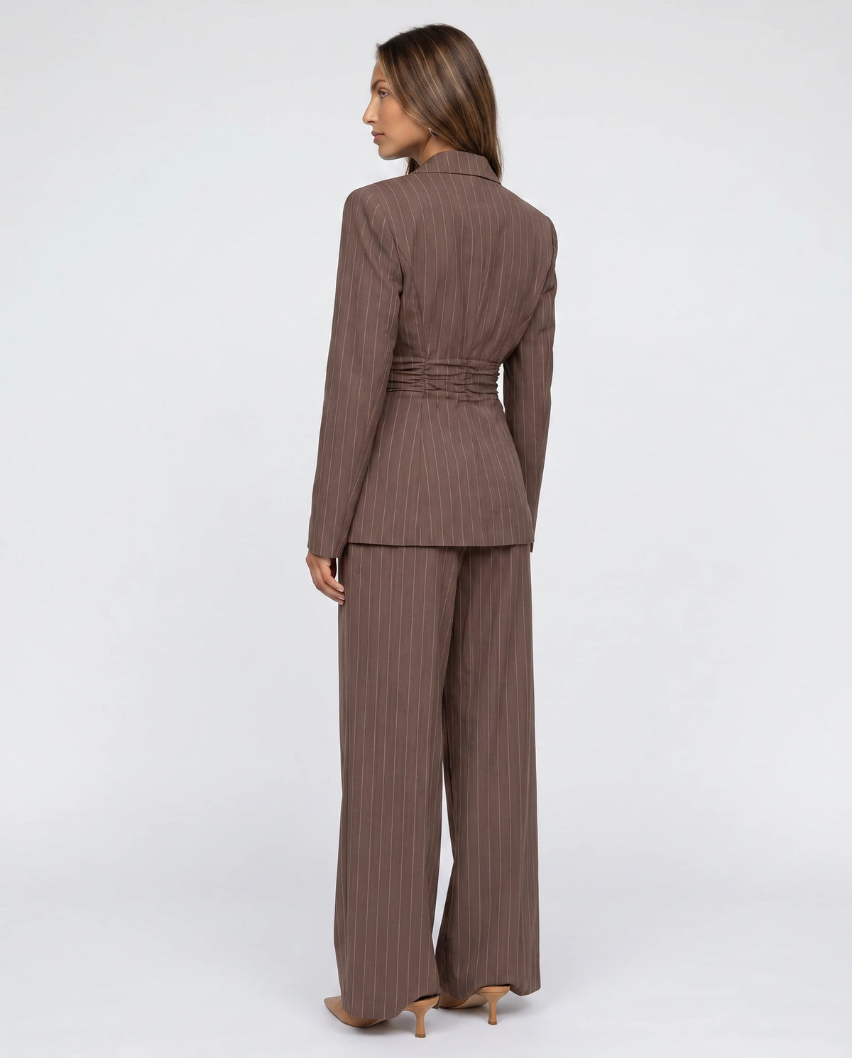 Ensemble tailleur rayé cintré et pantalon large