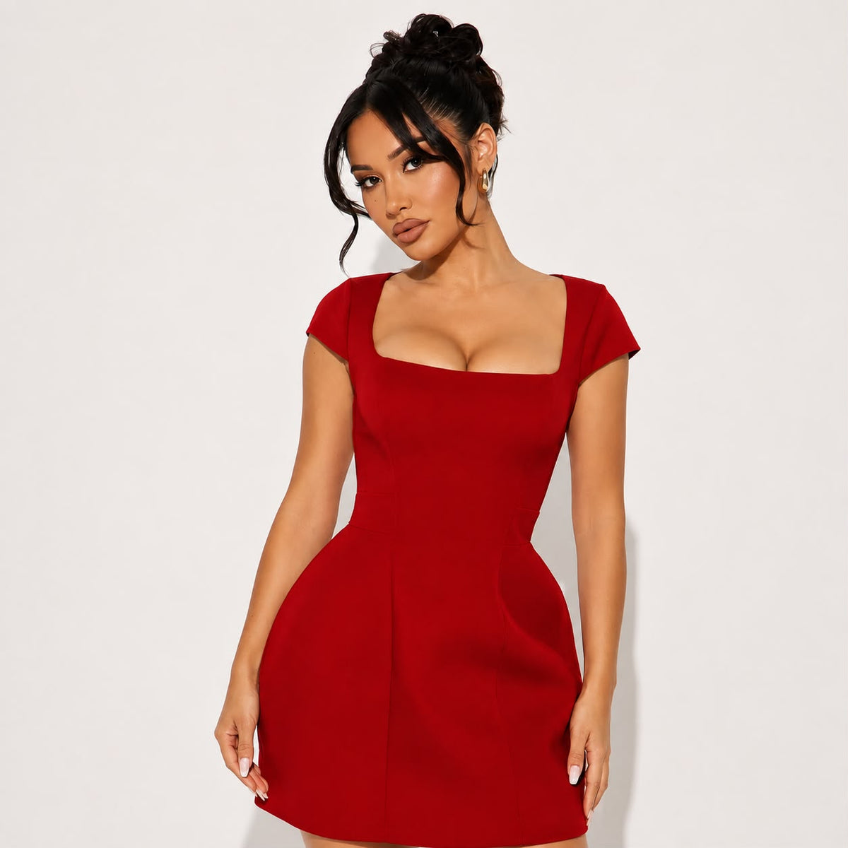 Robe Courte Col V Évasée